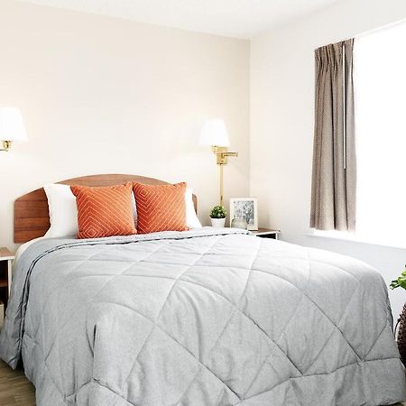 Intown Suites Extended Stay Chicago Il - Elk Grove O'Hare Elk Grove Village Exterior foto